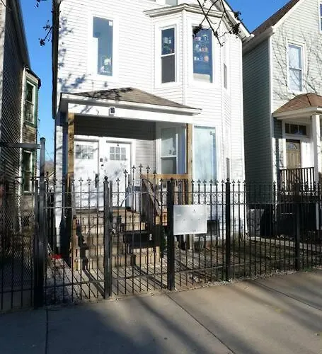 Boho Bliss - 1br, 1bath W/patio! Chicago